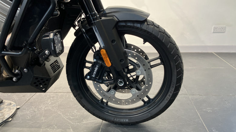 Harley-Davidson Pan America RA1250 Vivid Black (21MY)